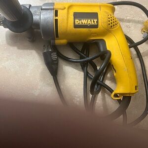 Dewalt Reversing Drill